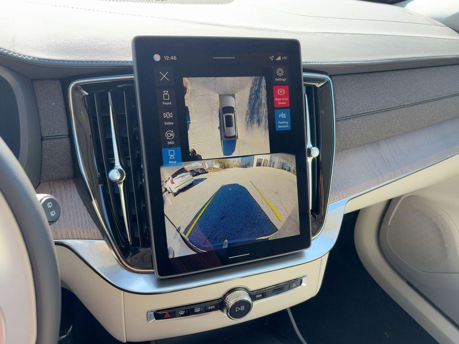 New 2026 Volvo XC90 T8 Ultra w/ Protection Package image 24