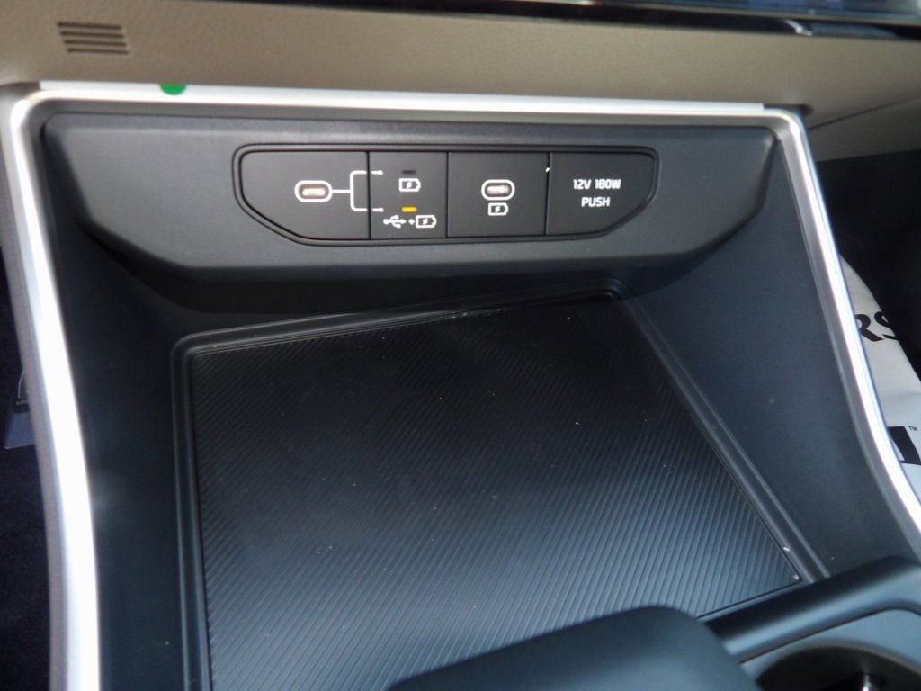 New 2026 Kia Carnival FWD image 20