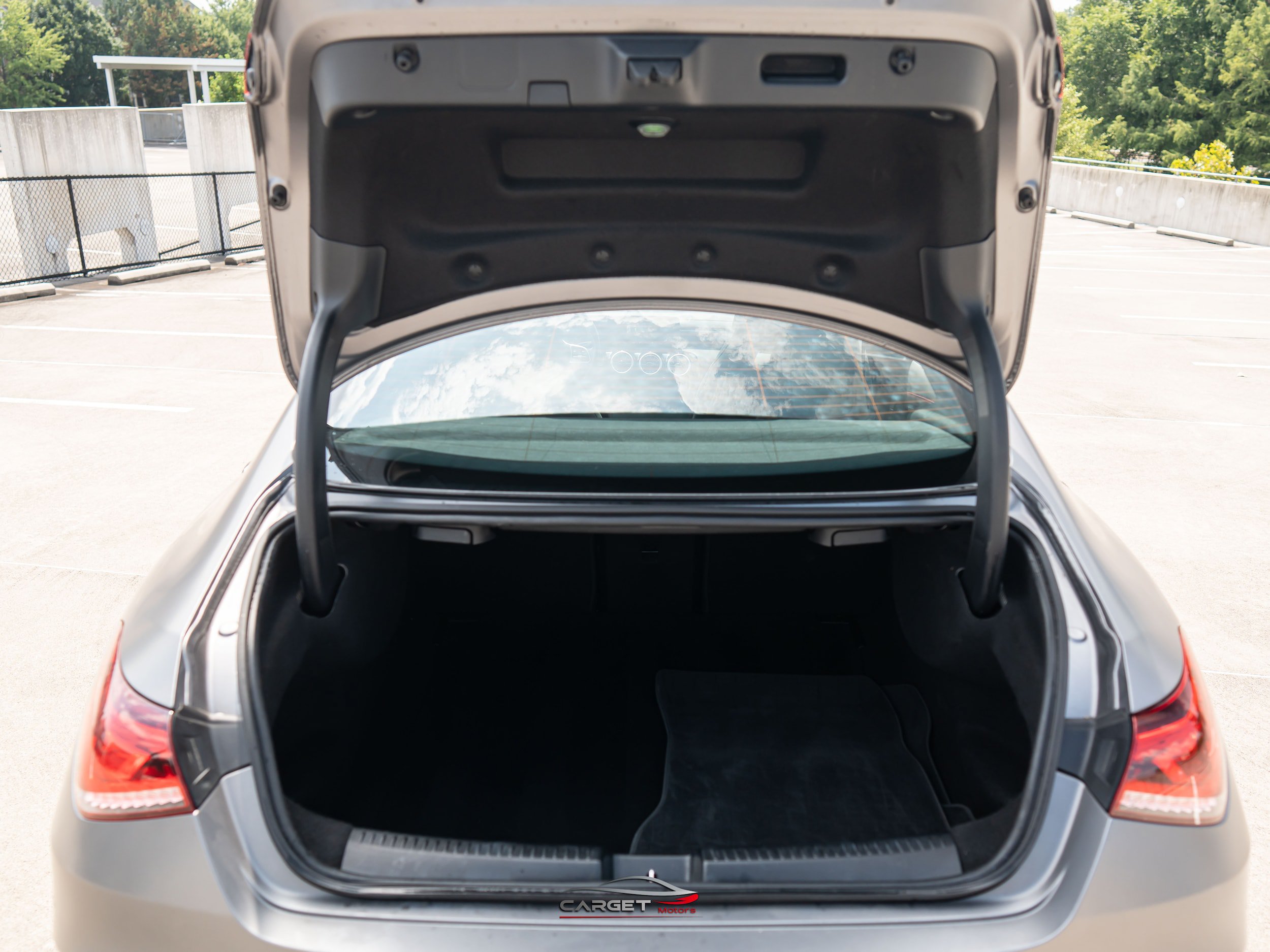 Used 2022 Mercedes-Benz CLA 250 4MATIC image 42
