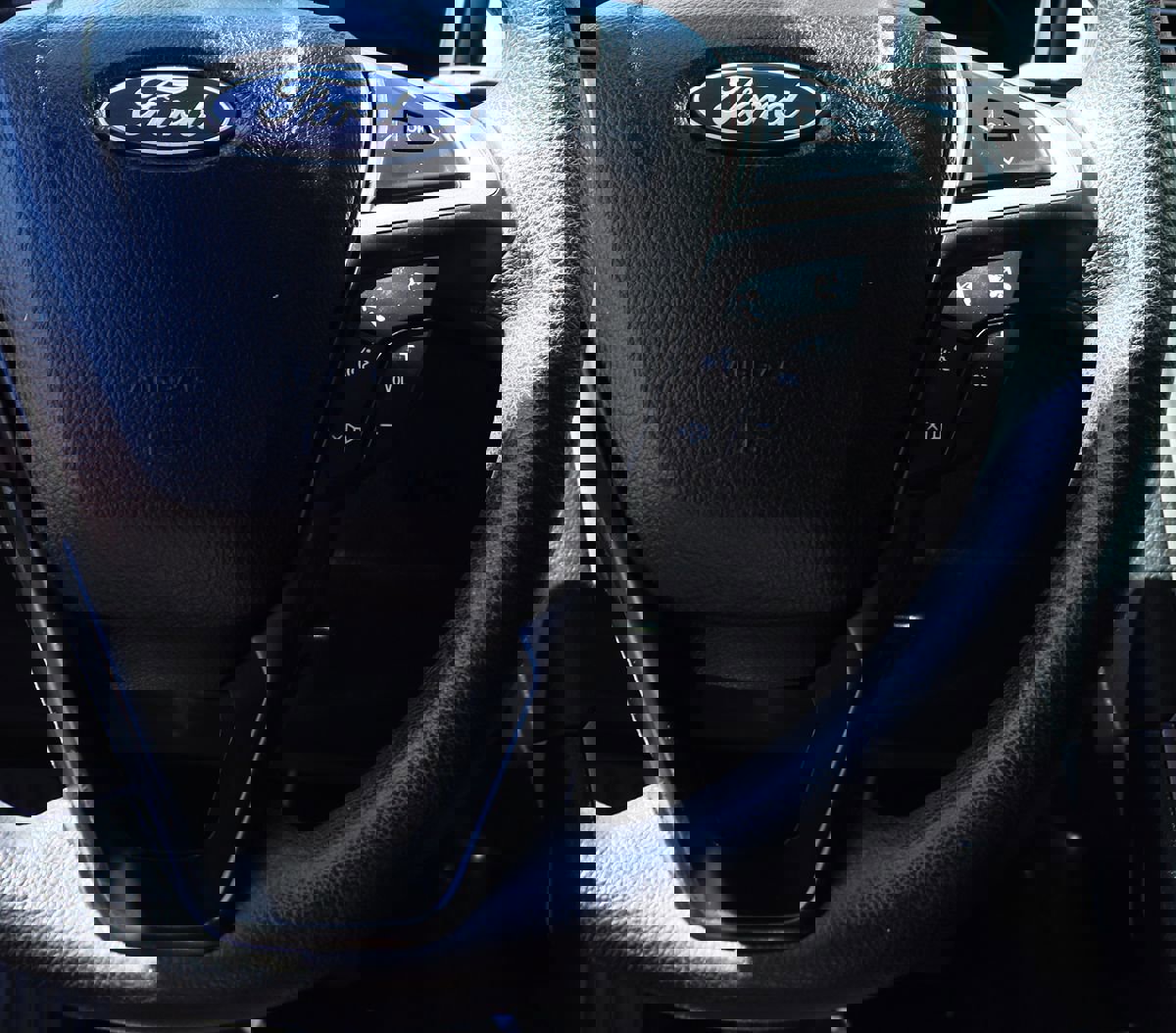 Used 2020 Ford Fusion SE image 54