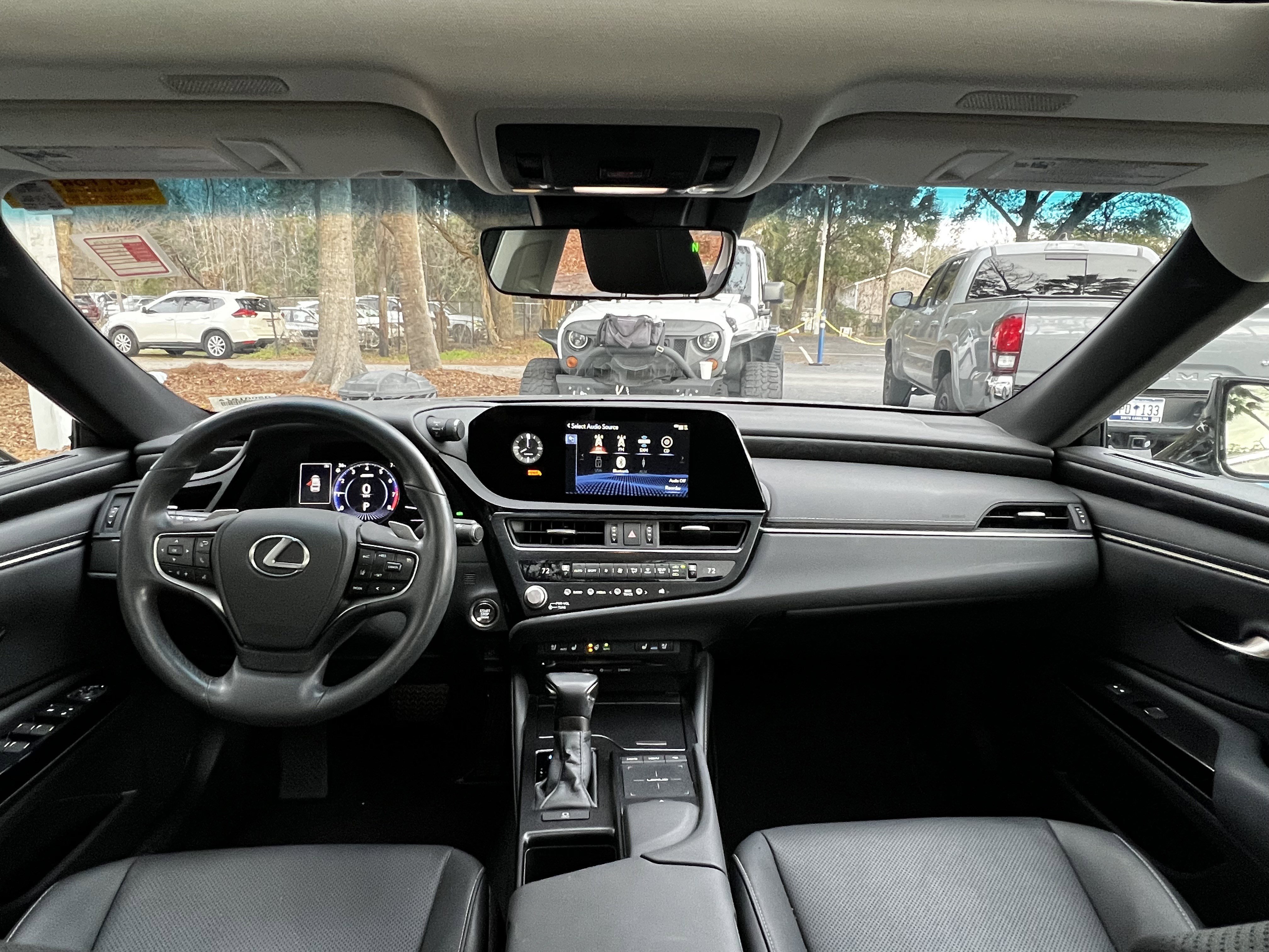 Certified 2022 Lexus ES 350 w/ Premium Package image 36