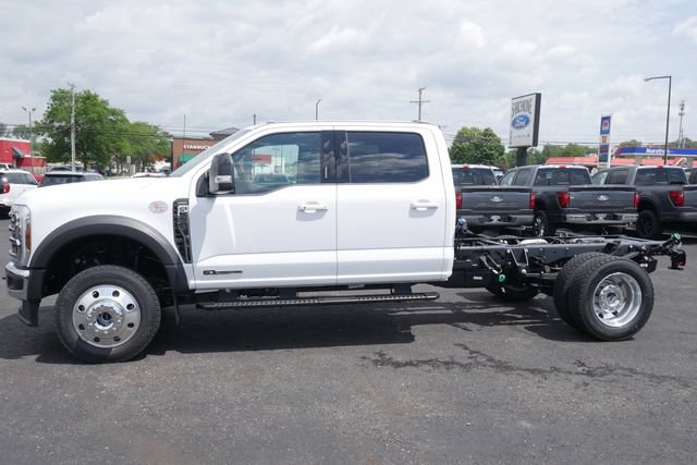 New 2026 Ford F550 4x4 Crew Cab image 8