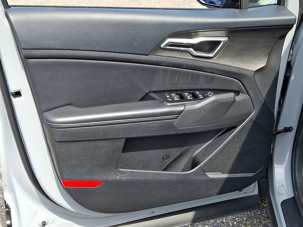 Certified 2023 Kia Sportage X-Line w/ X-Line Premium Package AWD/4WD image 12