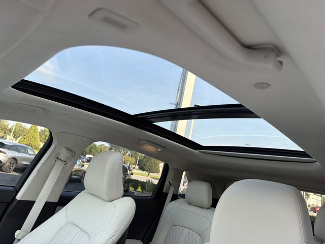 Certified 2022 Lincoln Nautilus Black Label AWD/4WD image 34