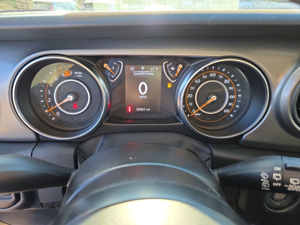 Used 2023 Jeep Wrangler Willys image 23