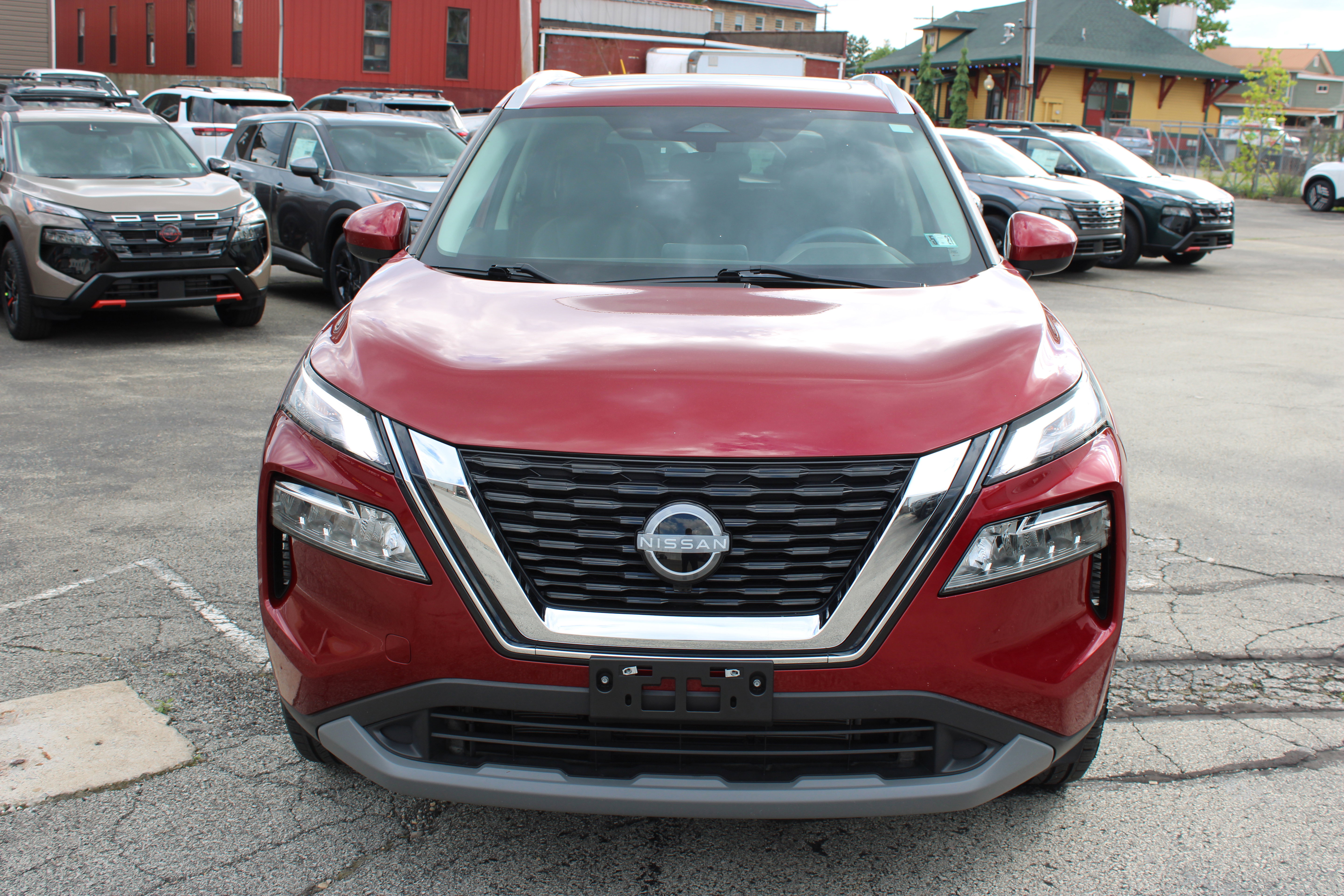 Certified 2023 Nissan Rogue SV w/ SV Premium B Package AWD/4WD image 11