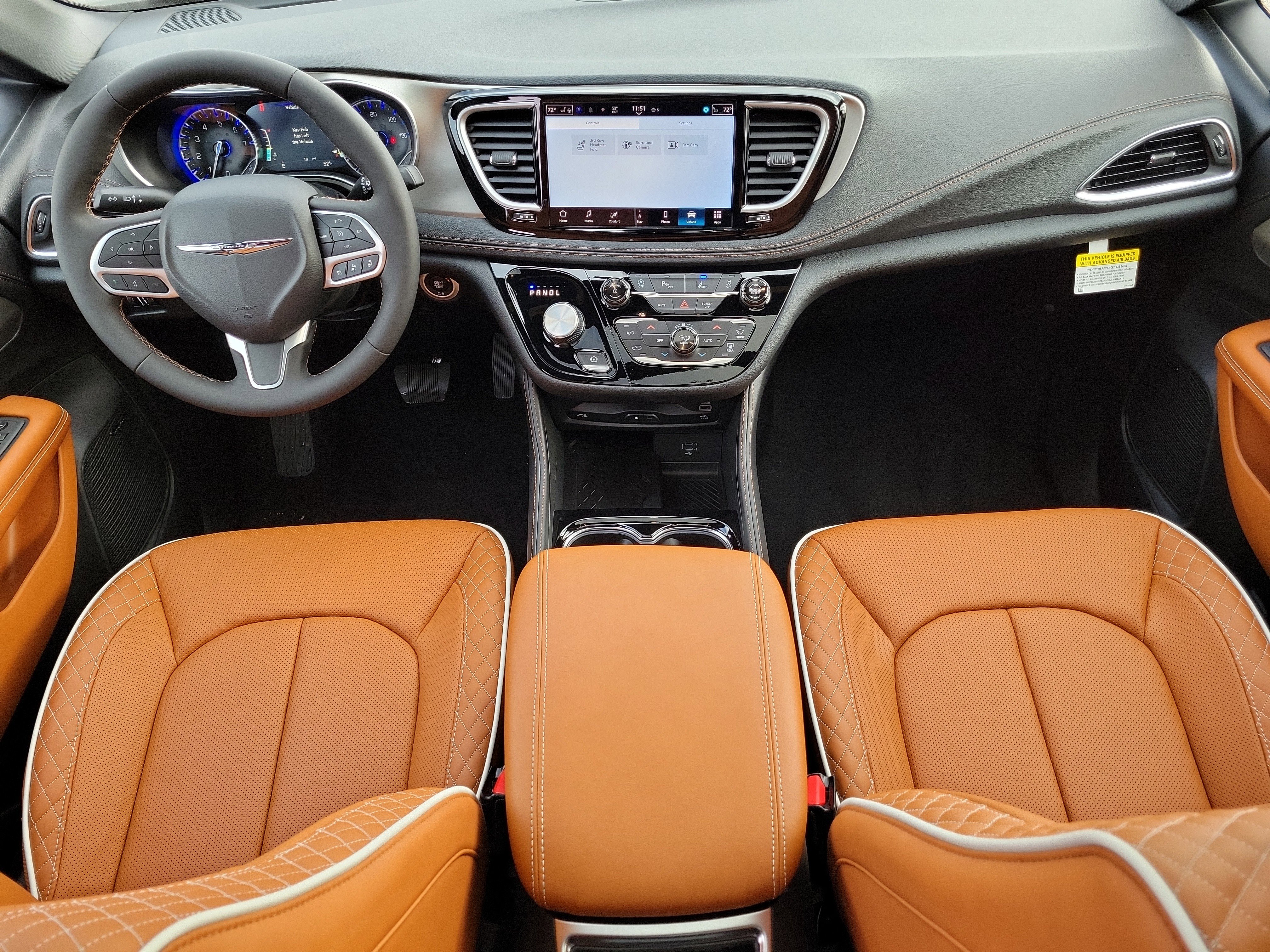 New 2026 Chrysler Pacifica Pinnacle image 14