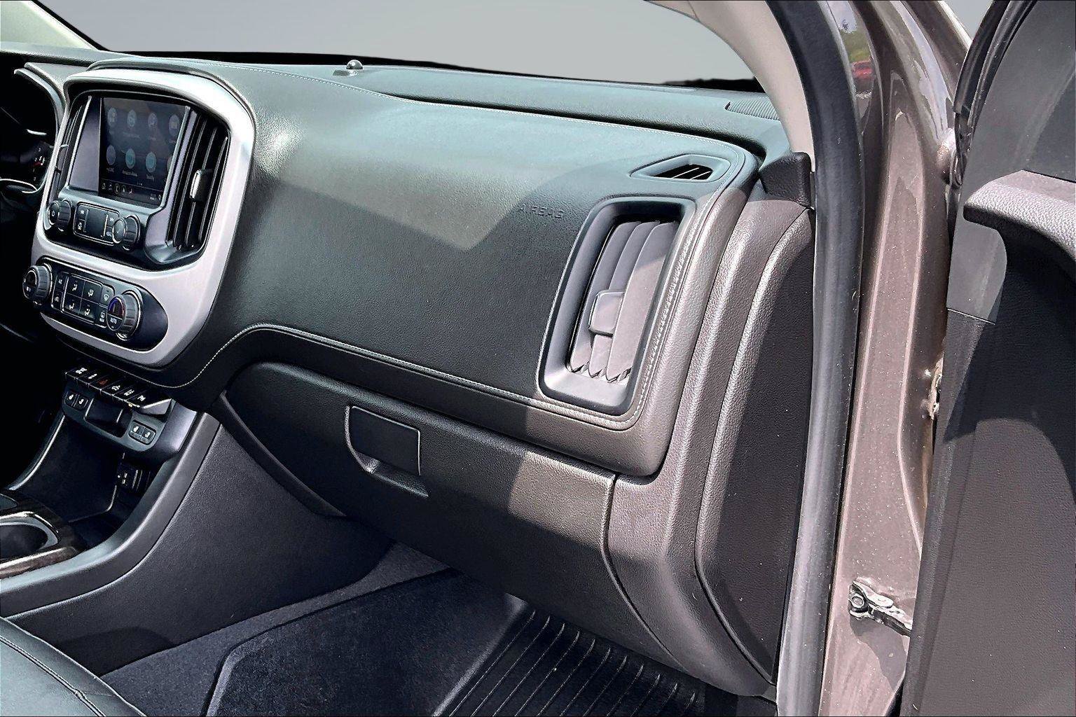 Used 2019 GMC Canyon SLT w/ Driver Alert Package AWD/4WD image 17