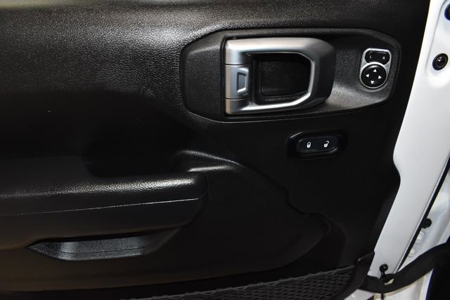 Used 2024 Jeep Wrangler Willys image 27