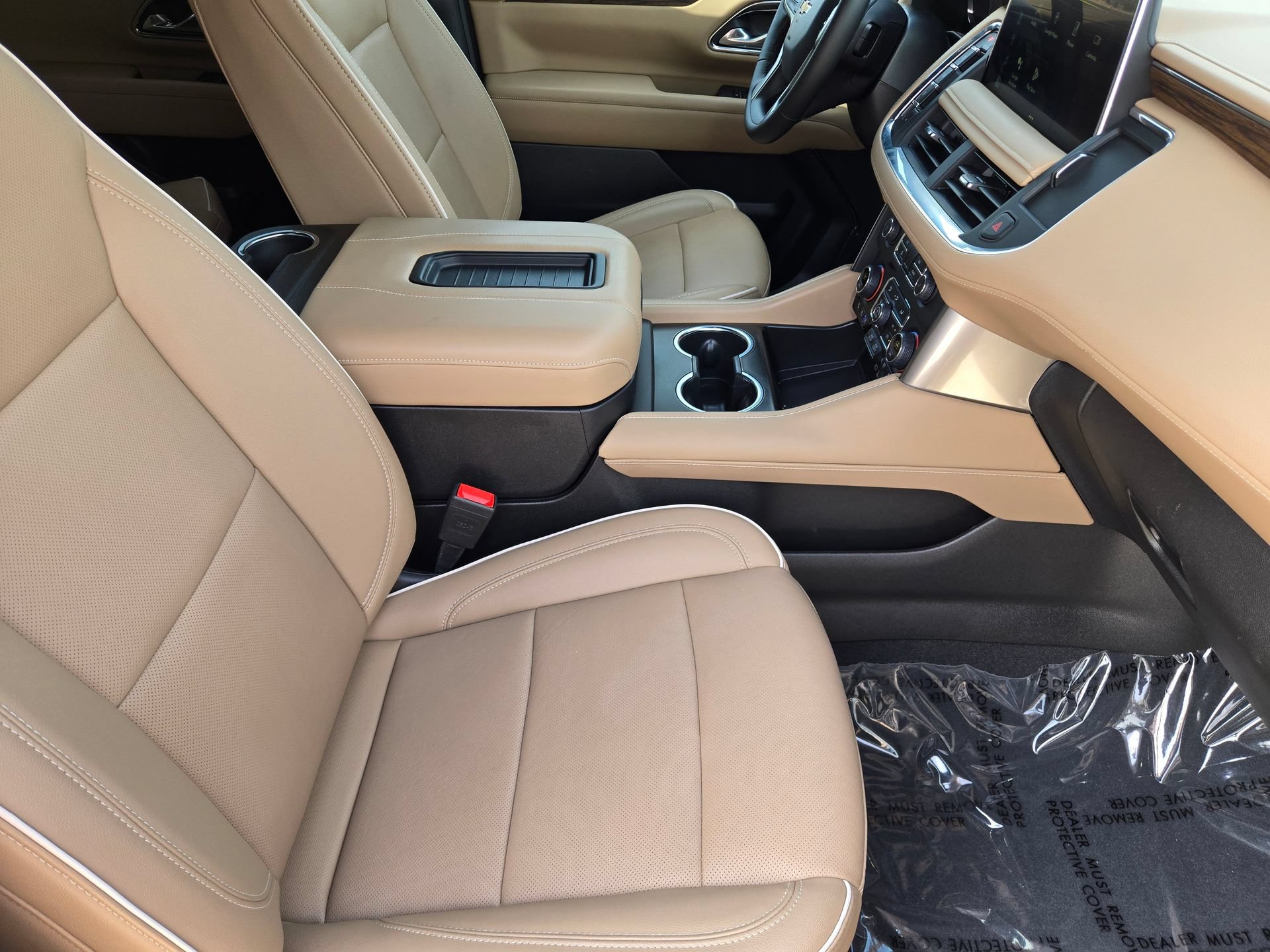 Used 2024 Chevrolet Tahoe Premier w/ Premium Package RWD image 14