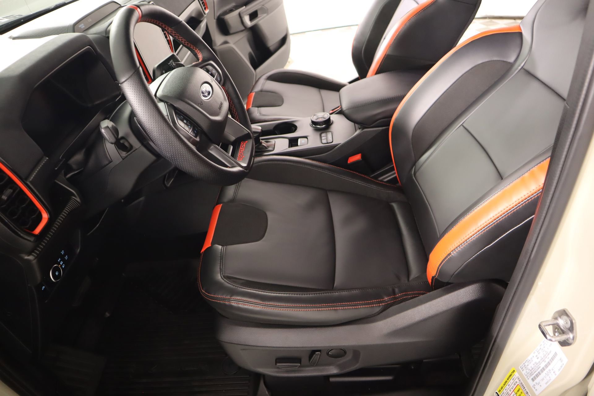 Used 2025 Ford Ranger Raptor AWD/4WD image 11