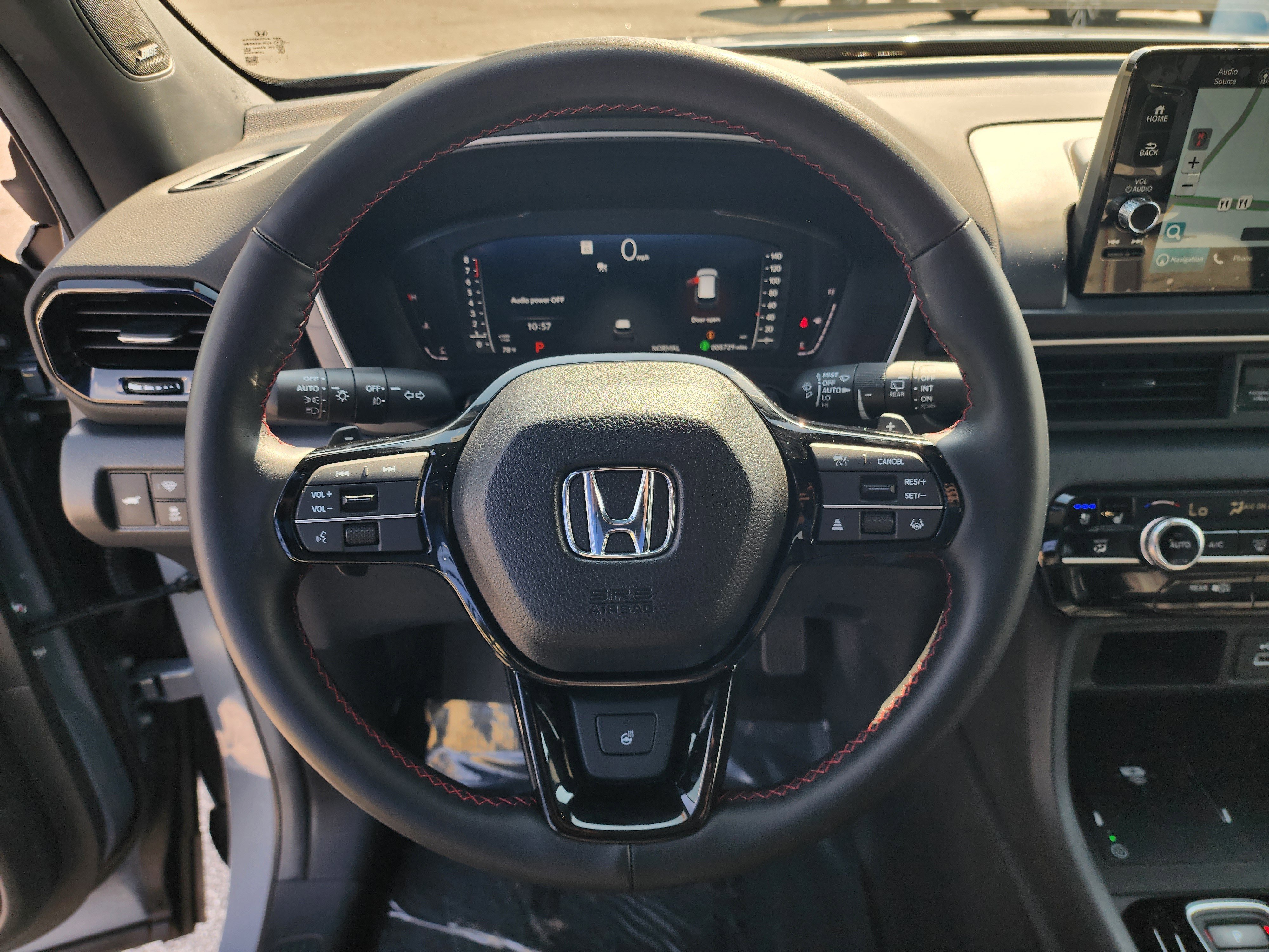 Certified 2025 Honda Pilot Black Edition image 18