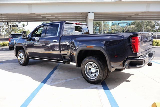 New 2026 GMC Sierra 3500 Denali Ultimate image 4