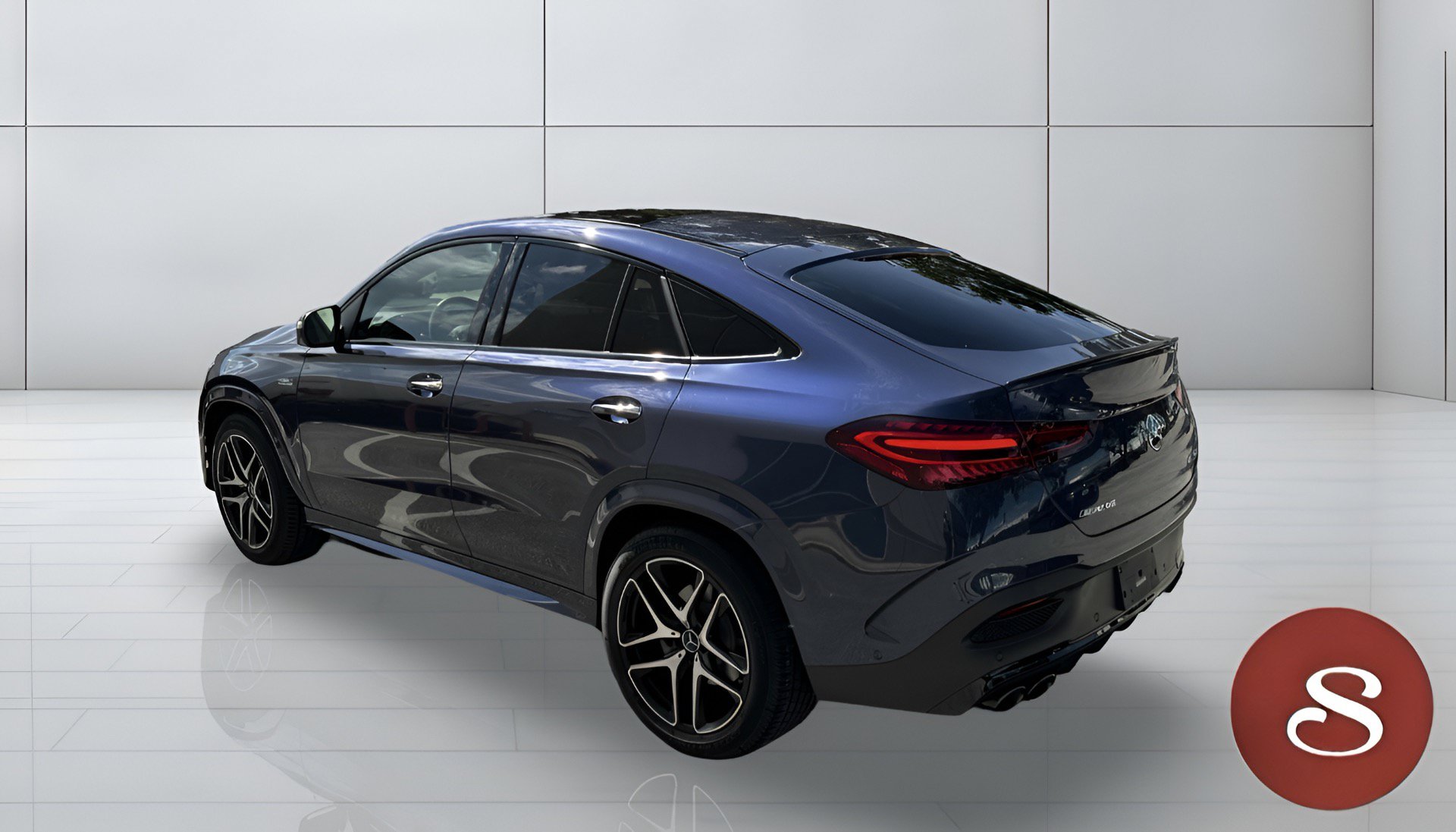 Used 2026 Mercedes-Benz GLE 53 AMG 4MATIC Coupe w/ Driver Assistance Package image 2
