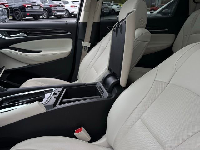 Used 2023 Buick Enclave Essence w/ Experience Buick Package image 31
