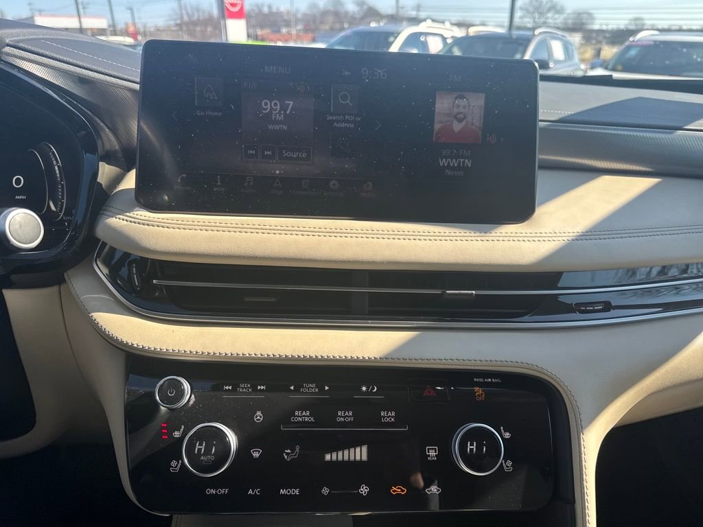 Used 2023 INFINITI QX60 Luxe w/ Cargo Package image 19