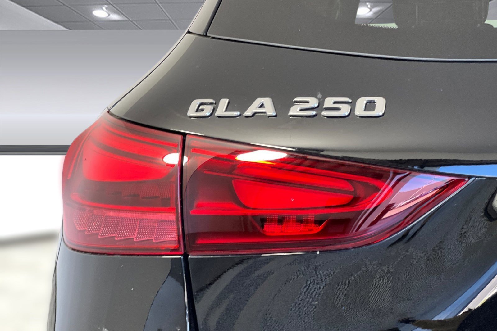 Certified 2025 Mercedes-Benz GLA 250 image 12