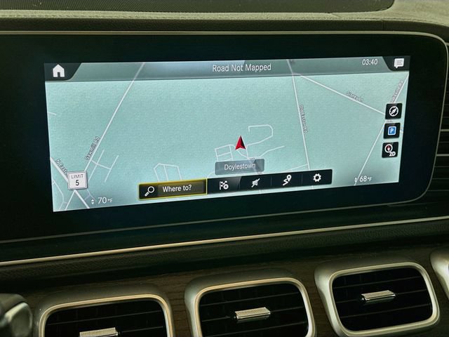 Used 2021 Mercedes-Benz GLS 580 4MATIC image 17