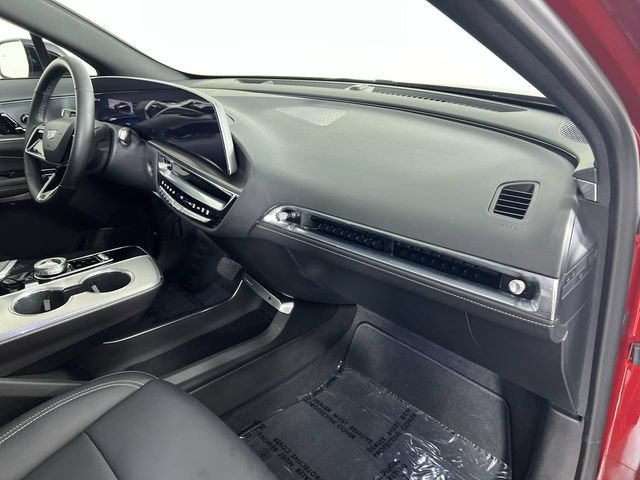 Used 2024 Cadillac Lyriq Tech AWD/4WD image 30