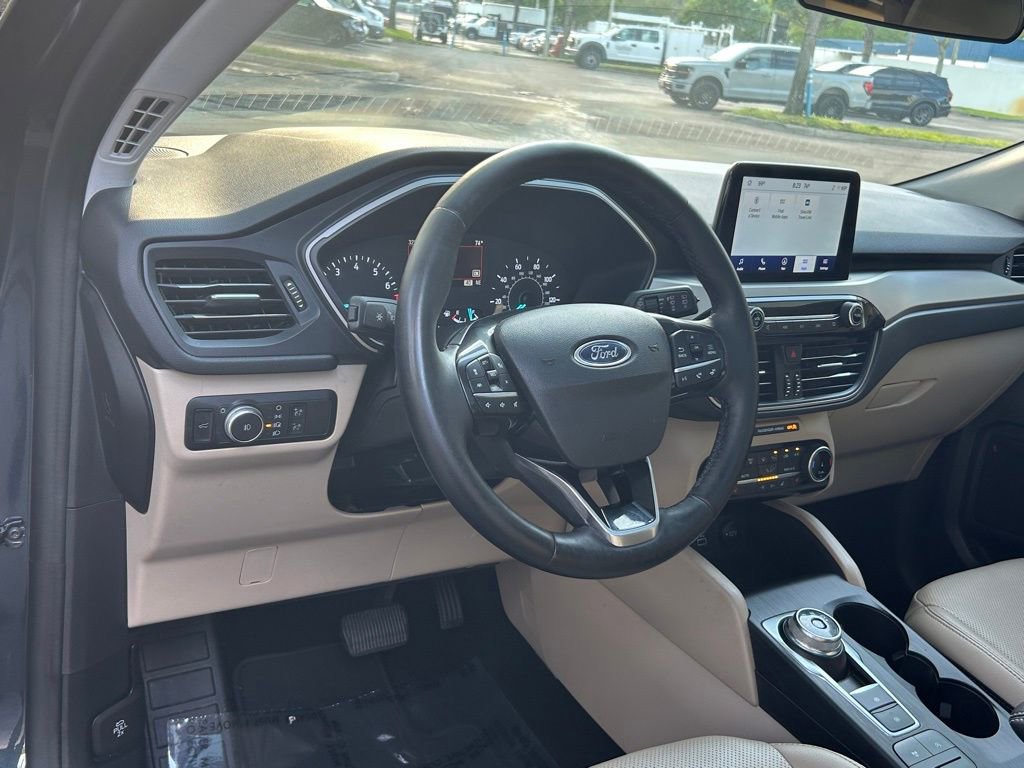 Used 2022 Ford Escape SEL FWD image 35