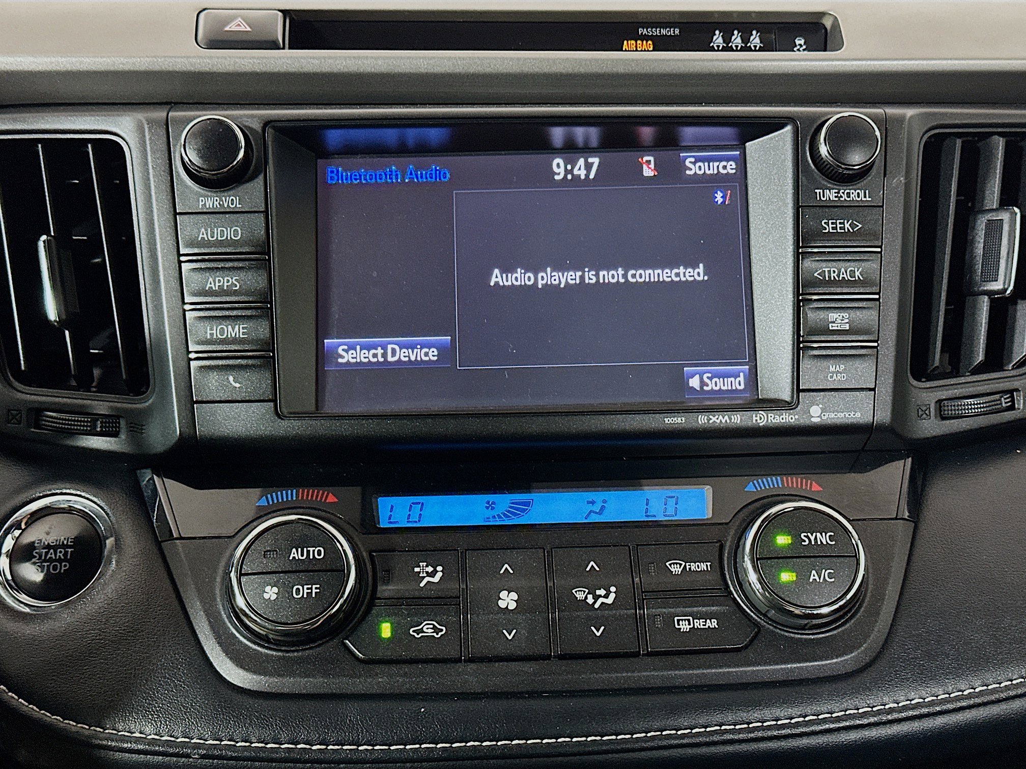 Used 2018 Toyota RAV4 XLE FWD image 21