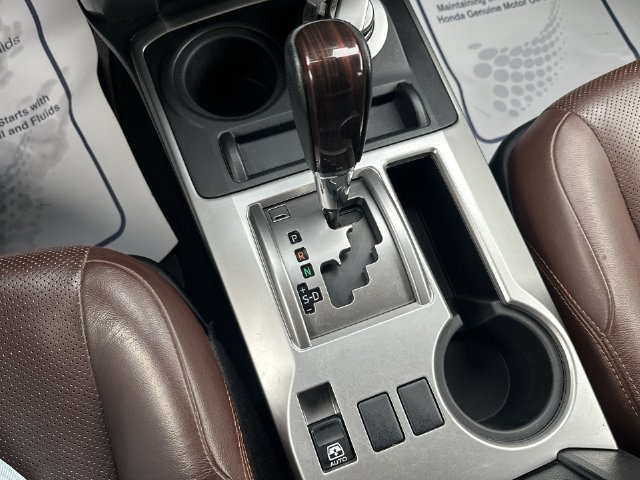 Used 2014 Toyota 4Runner Limited AWD/4WD image 31