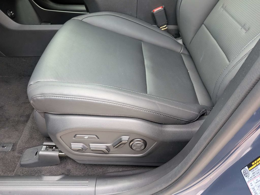 Used 2026 Hyundai Santa Fe Calligraphy FWD image 23