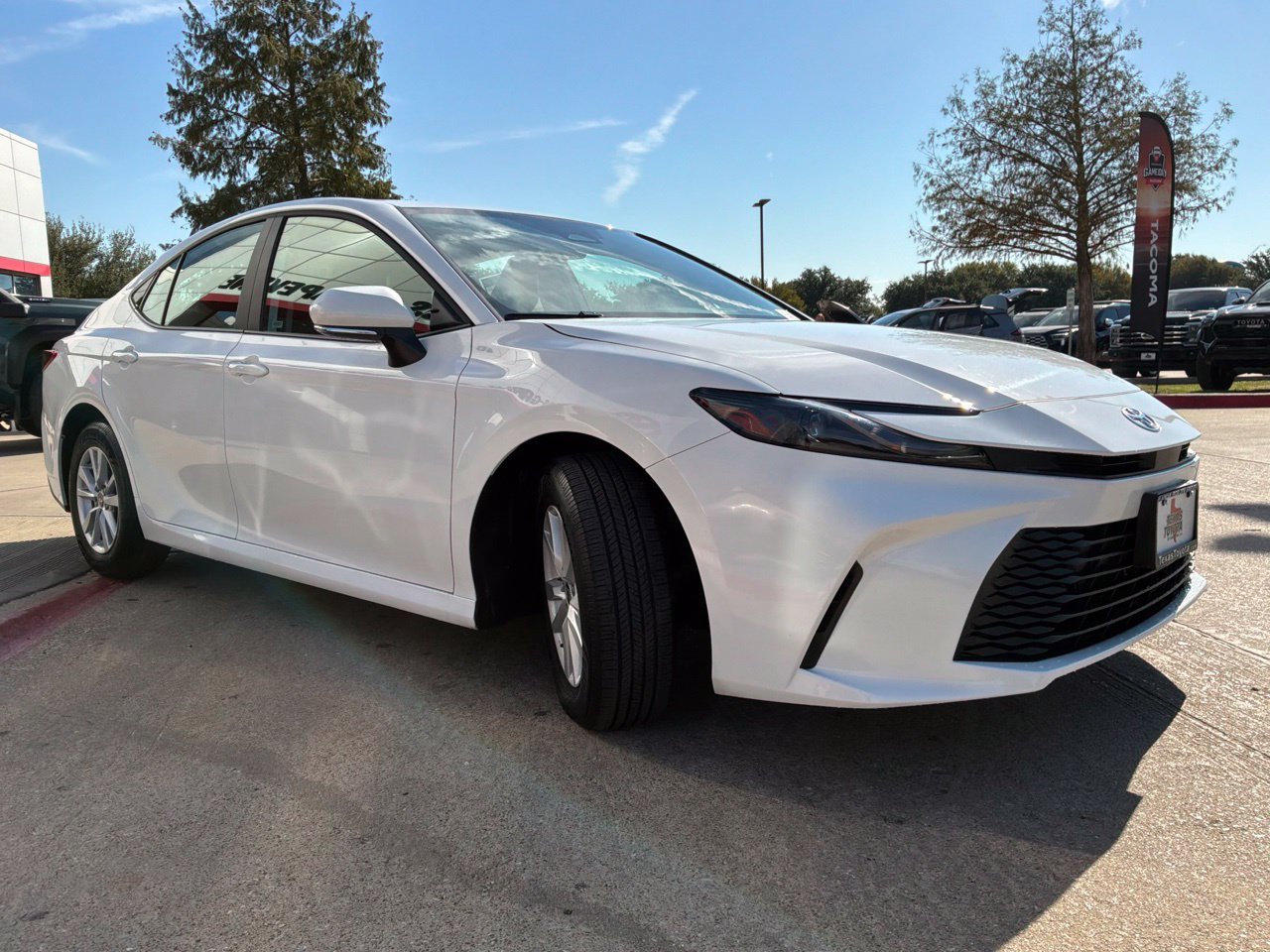 Used 2026 Toyota Camry LE FWD image 4