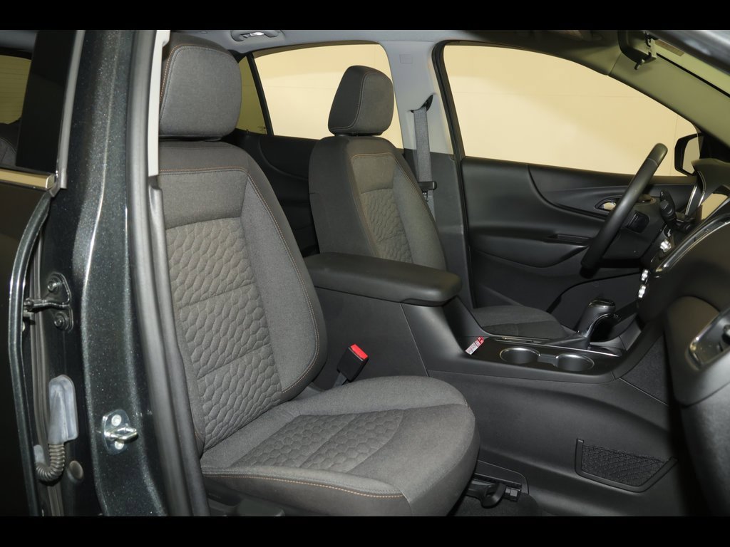 Used 2018 Chevrolet Equinox LT w/ Sun & Infotainment Package image 29