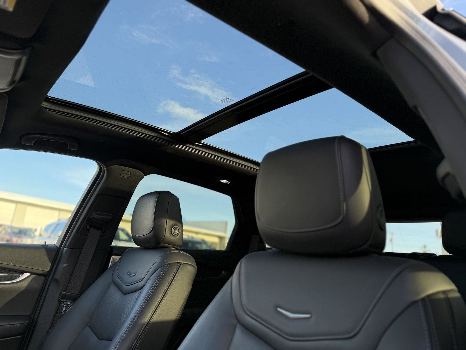Certified 2023 Cadillac XT5 Premium Luxury image 24