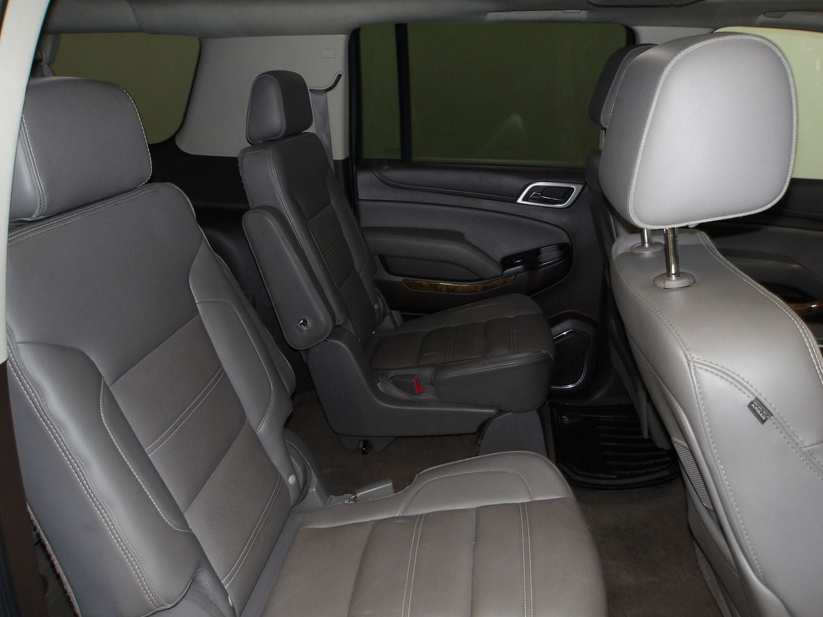 Used 2016 GMC Yukon XL Denali w/ Open Road Package AWD/4WD image 18