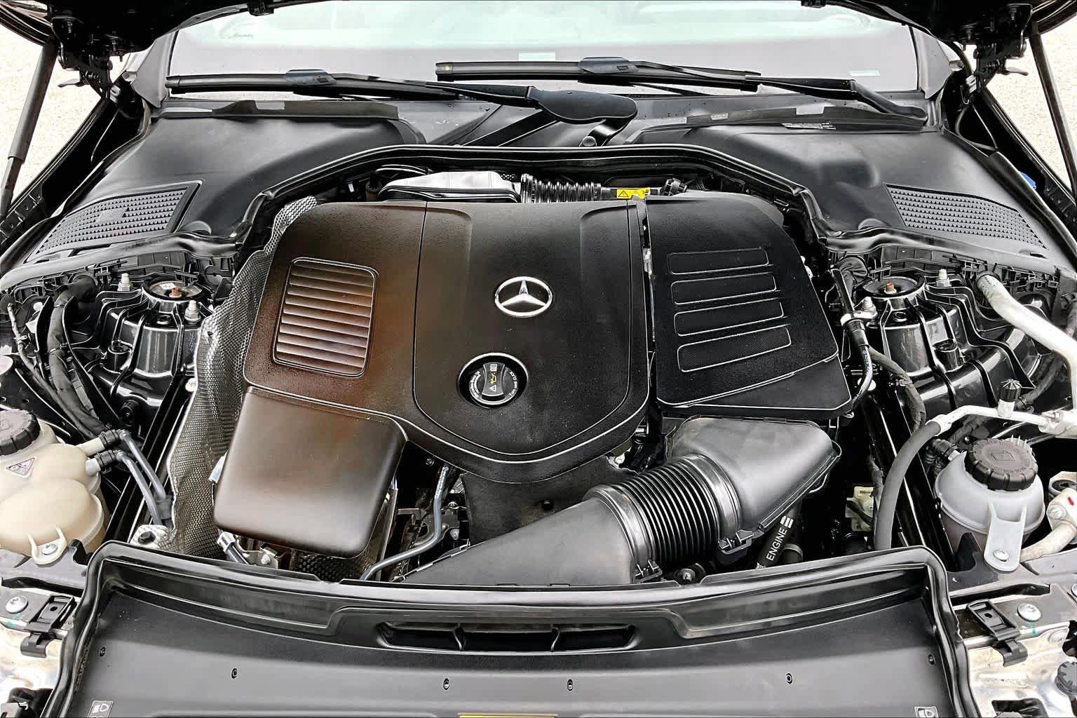 Used 2022 Mercedes-Benz C 300 Sedan w/ Exclusive Trim Package image 32