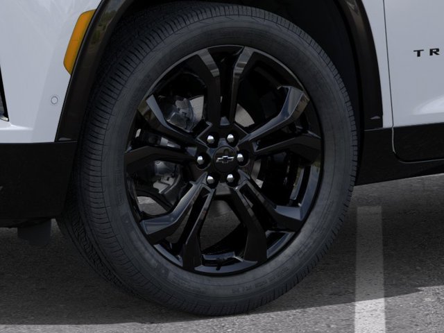 New 2027 Chevrolet Traverse RS w/ LPO, Floor Liner Package AWD/4WD image 9
