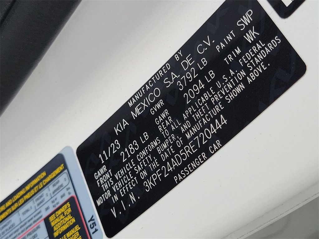 Used 2024 Kia Forte LXS w/ LXS Technology Package image 30