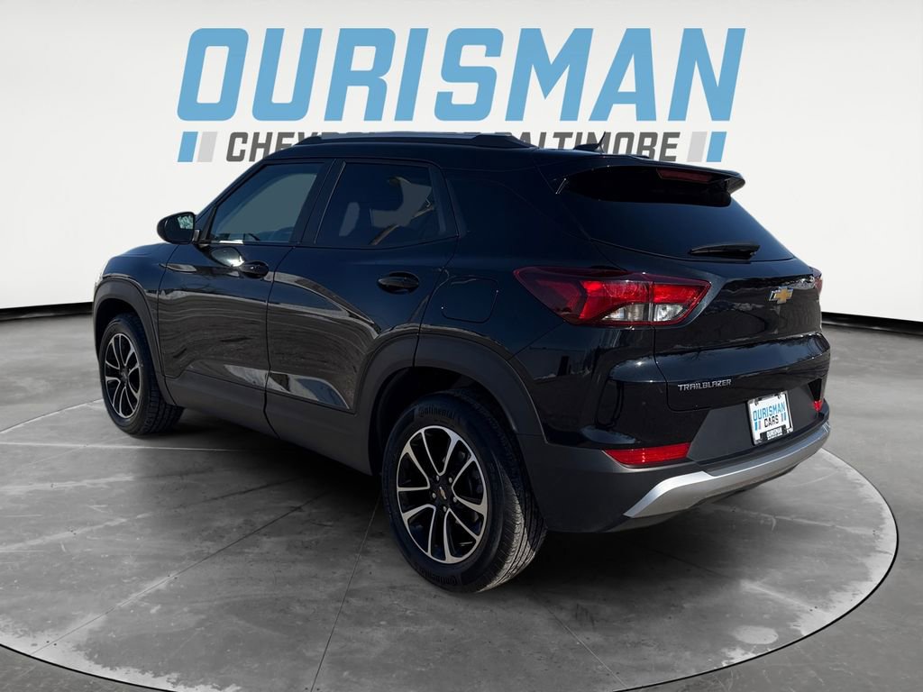 Used 2024 Chevrolet TrailBlazer LT image 4