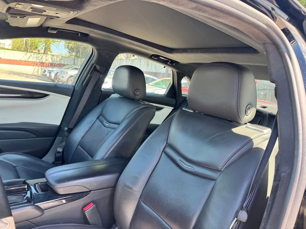 Used 2016 Cadillac XTS Platinum AWD/4WD image 9