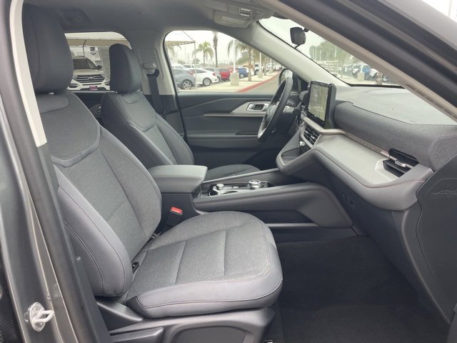 New 2026 Ford Explorer Active image 26