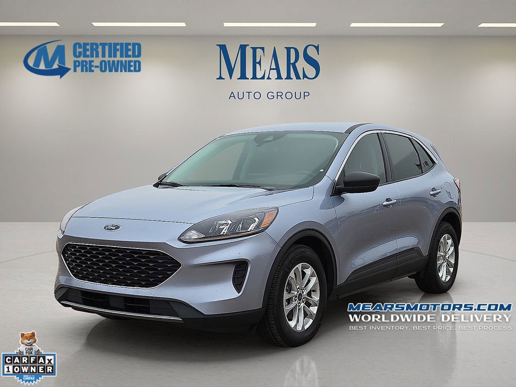 Used 2022 Ford Escape SE w/ Cold Weather Package image 1