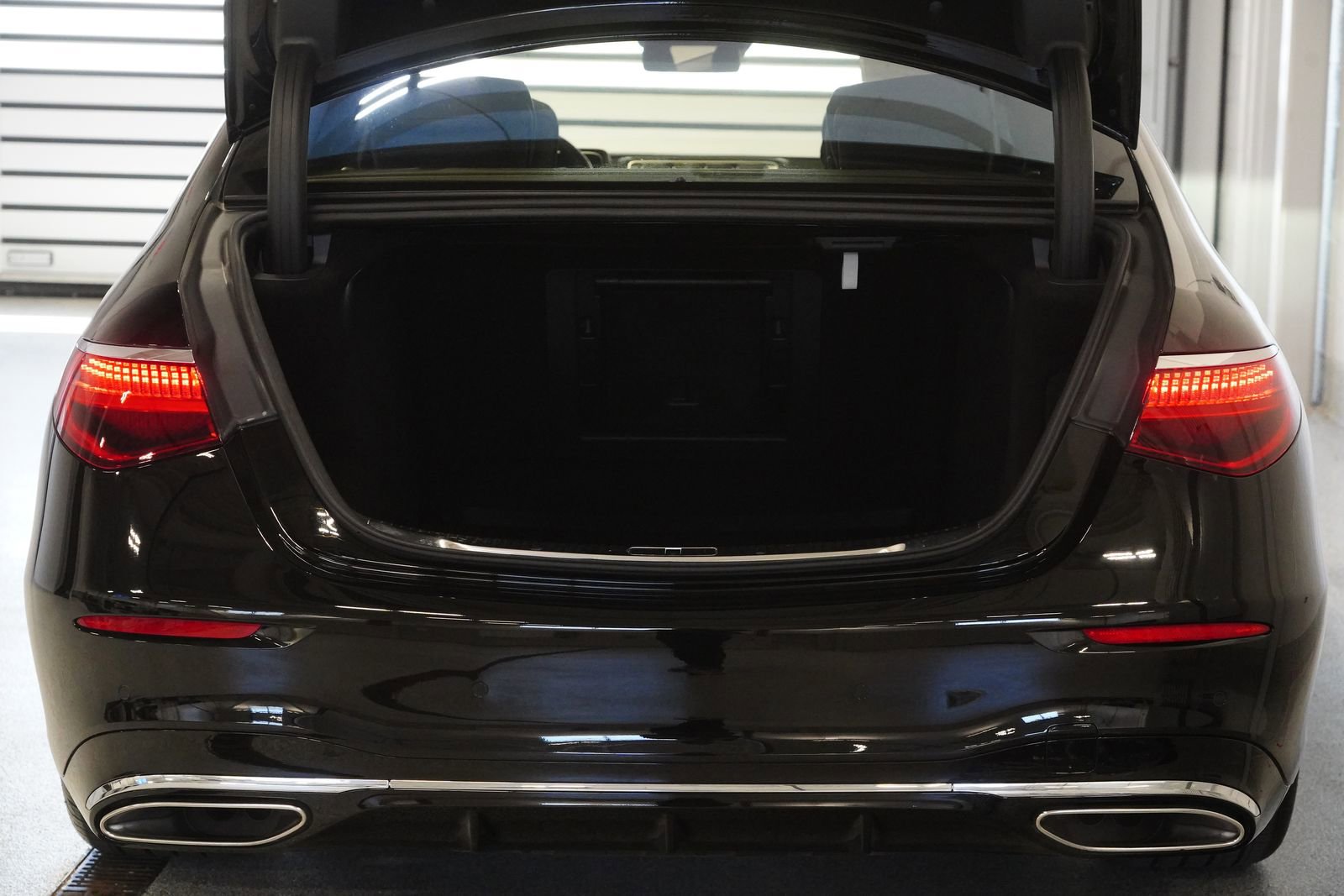 Used 2023 Mercedes-Benz S 580 4MATIC Sedan image 30