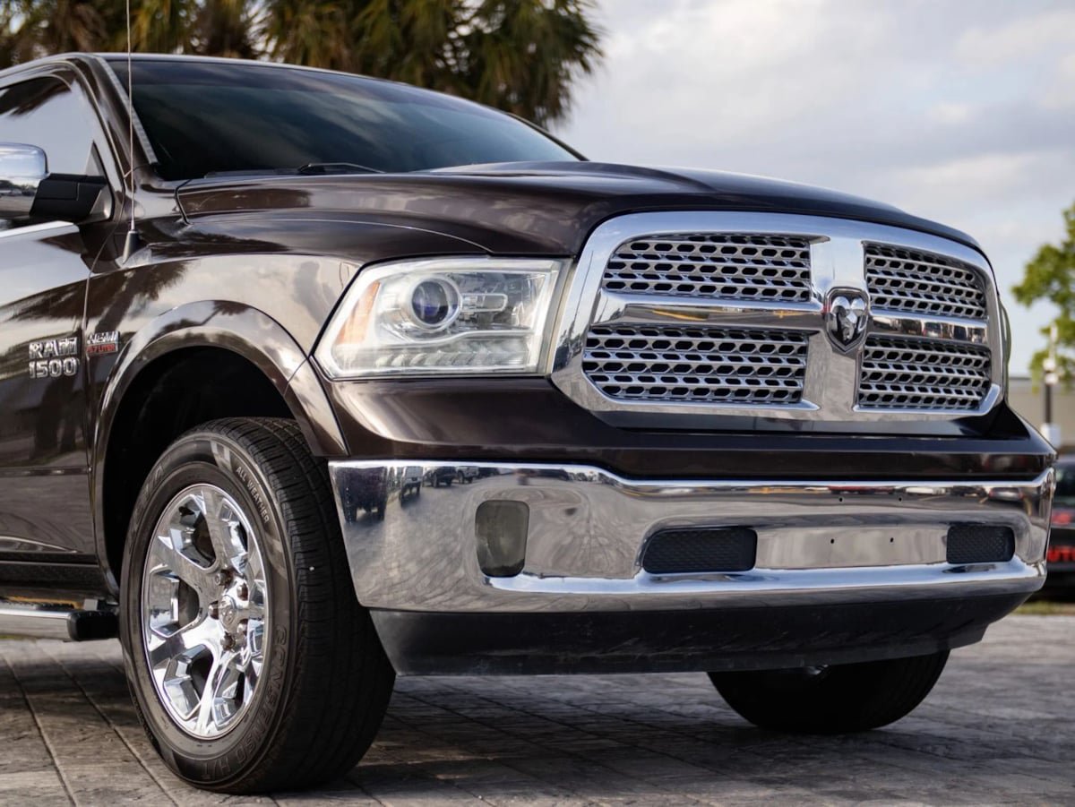 Used 2016 RAM 1500 Laramie w/ Convenience Group RWD image 4