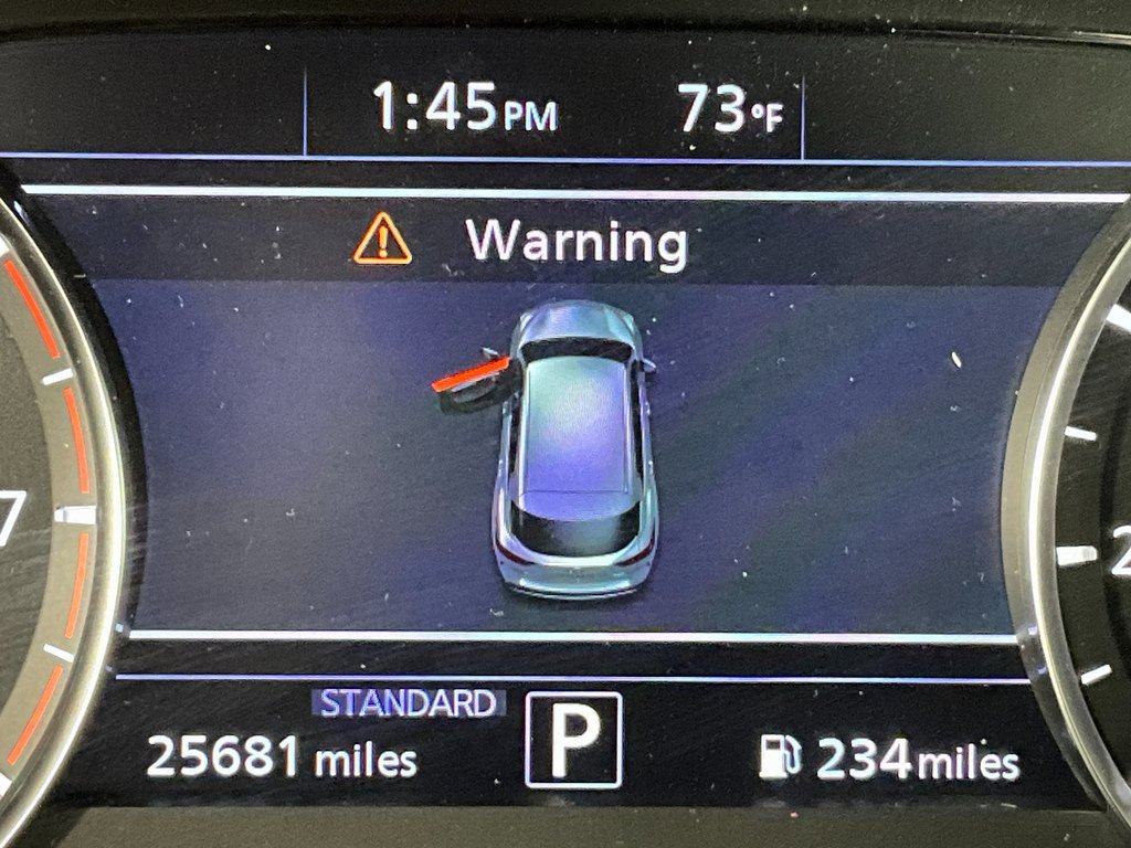 Used 2019 INFINITI QX50 Essential w/ Sensory Package image 17