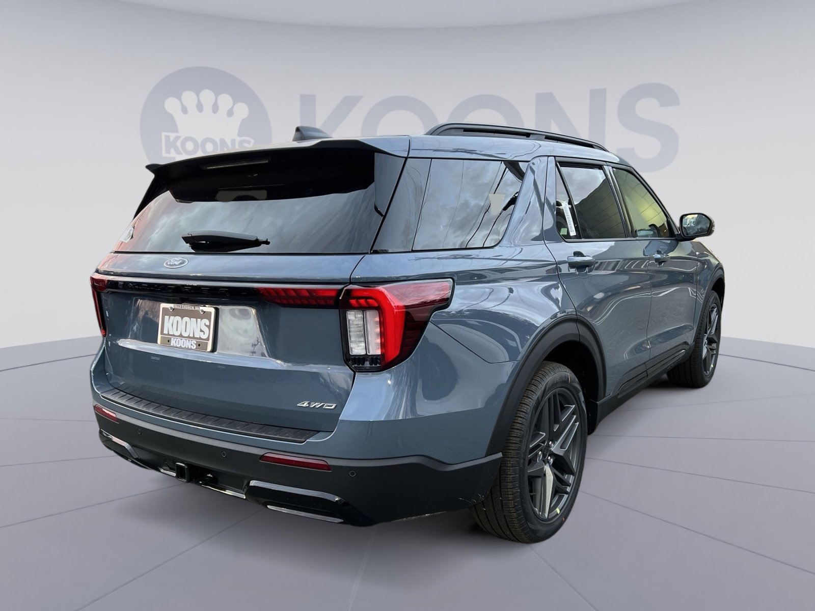 New 2026 Ford Explorer ST-Line w/ ST-Line Street Pack image 7