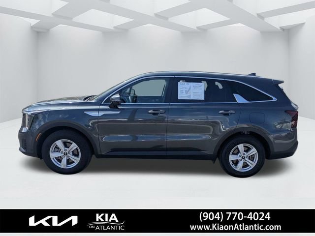 Used 2024 Kia Sorento LX image 6