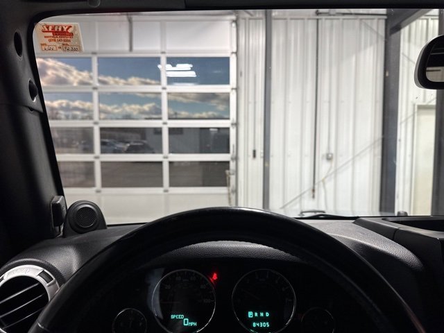 Used 2014 Jeep Wrangler Unlimited Sahara w/ Max Tow Package image 9