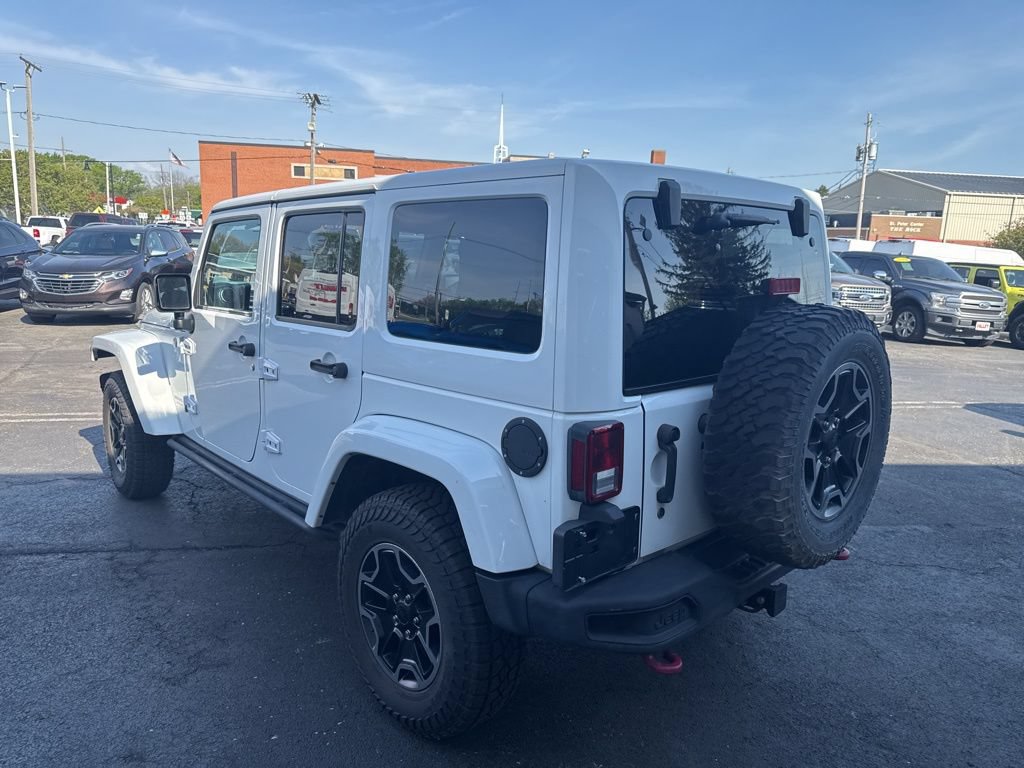 Used 2016 Jeep Wrangler Unlimited Rubicon AWD/4WD image 10