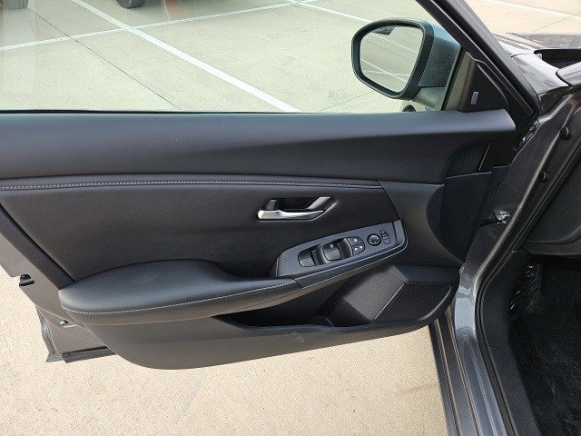 Used 2024 Nissan Sentra SV image 21