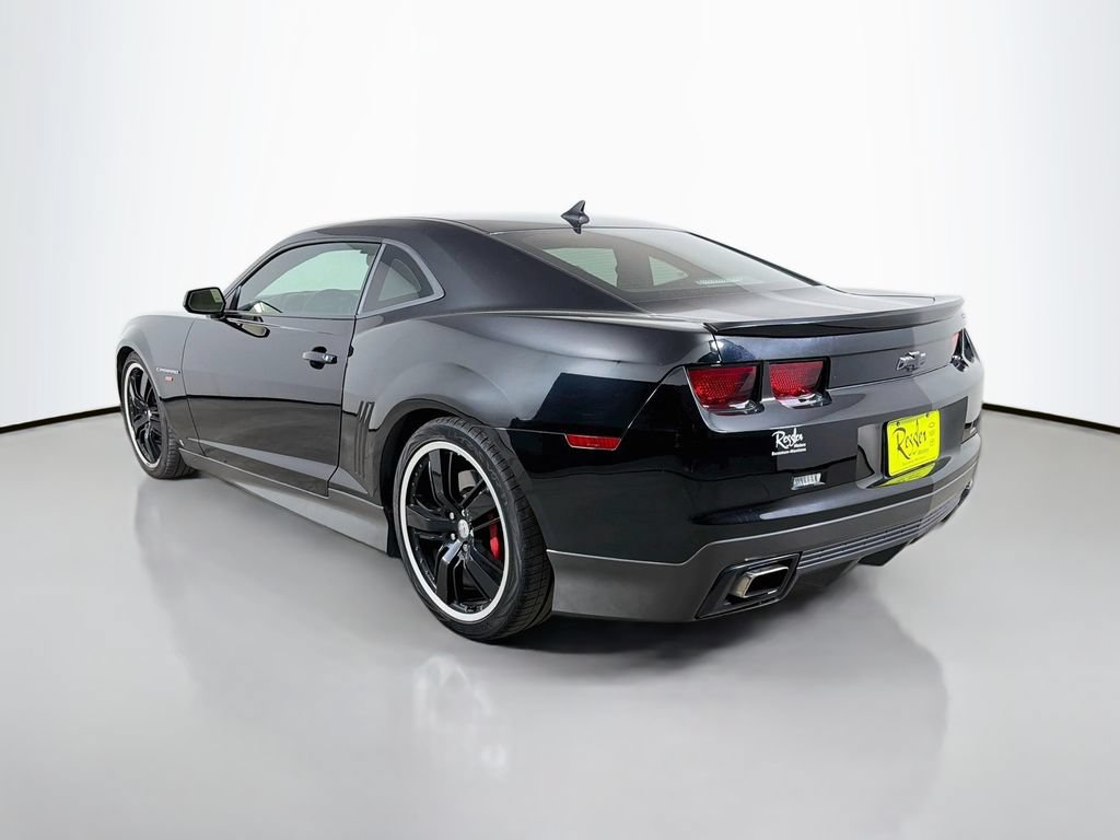 Used 2010 Chevrolet Camaro SS RWD image 8