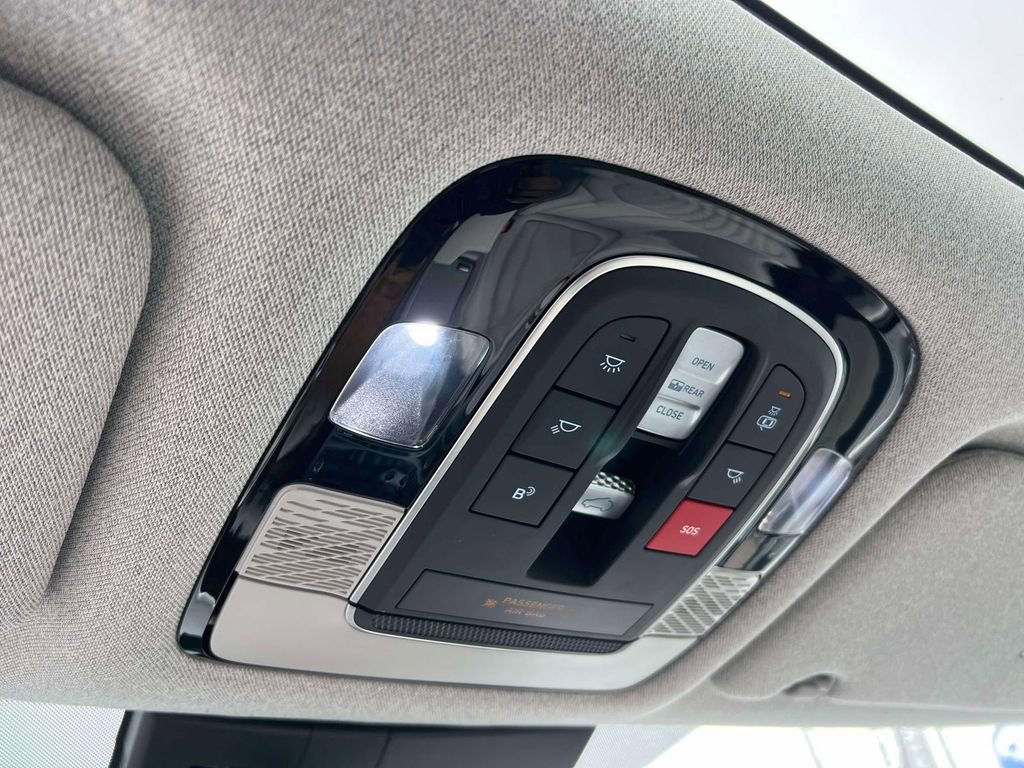 Used 2025 Hyundai Palisade Limited image 33