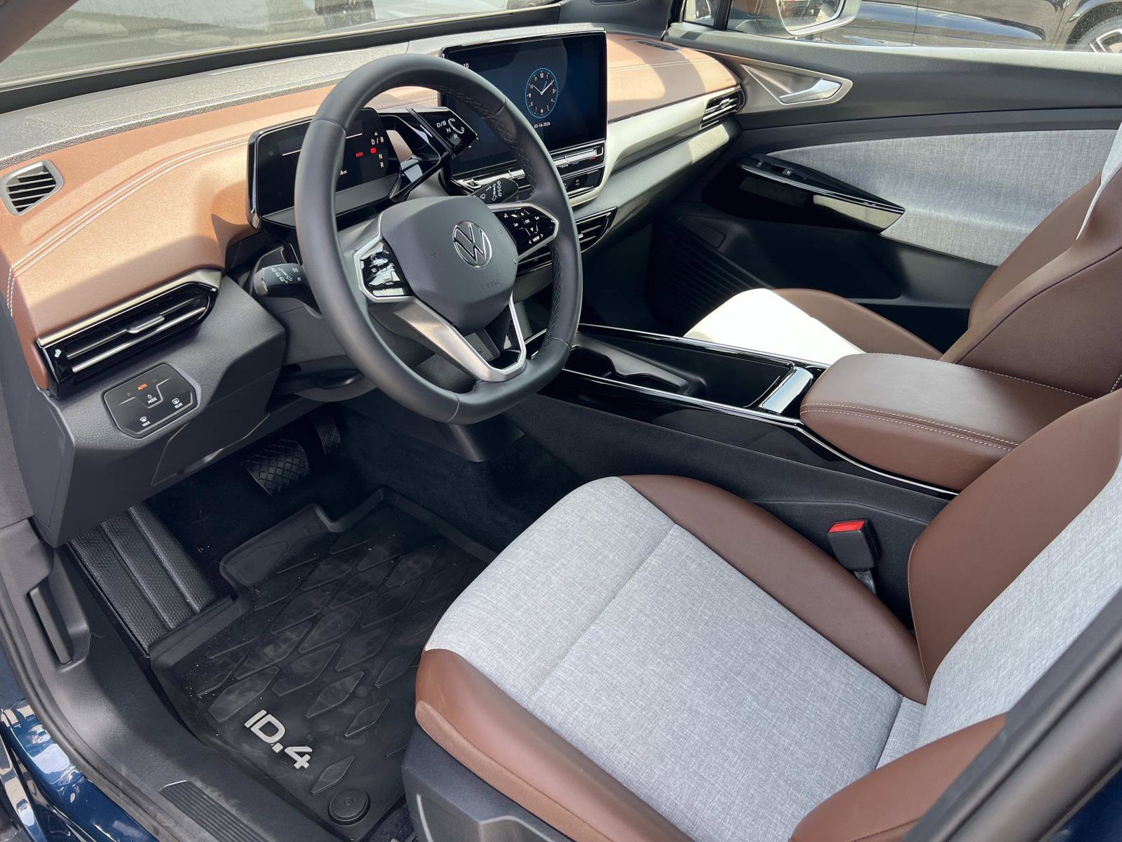 Used 2023 Volkswagen ID.4 Pro image 5