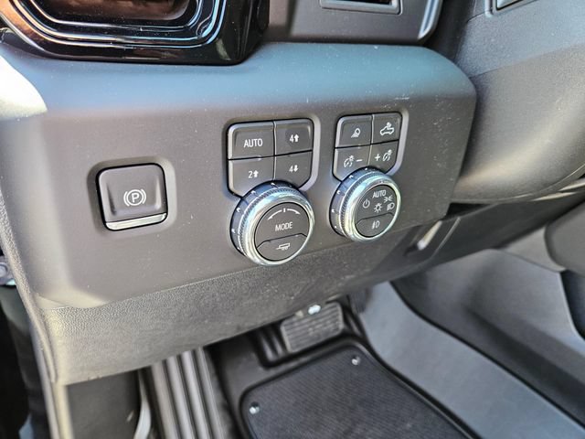 New 2026 GMC Sierra 2500 AT4 w/ Max Trailering Package AWD/4WD image 21